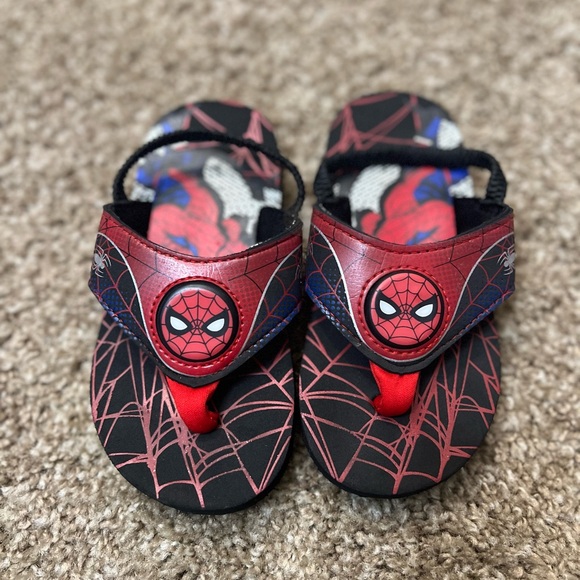 🌻Size 9-10T Light up flip flops! Great condition! Smoke free home🌻 - Picture 1 of 3